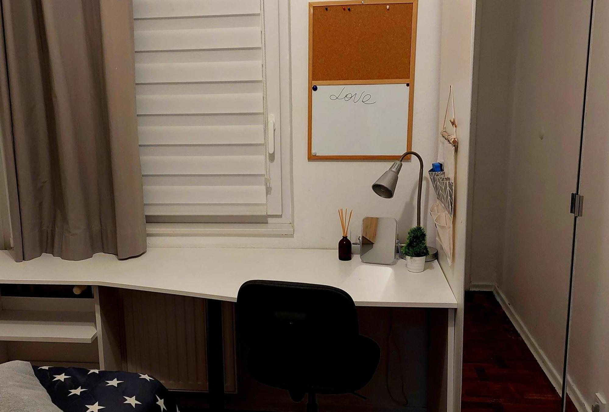 Wola Blisko Metra Privatunterkunft *